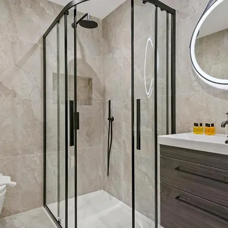 Executive 1 & 2 Bed Apartments In Heart Of London Free Wifi By City Stay Aparts Londra Esterno foto