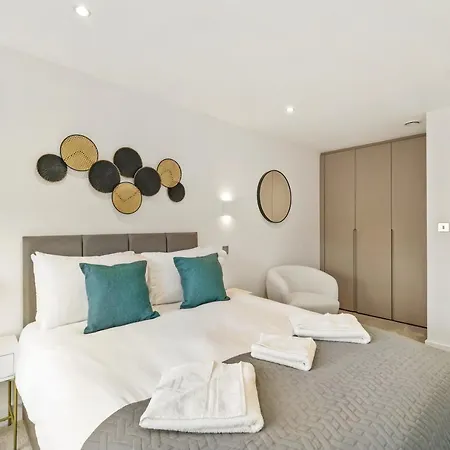 Executive 1 & 2 Bed Apartments In Heart Of London Free Wifi By City Stay Aparts Londra Esterno foto