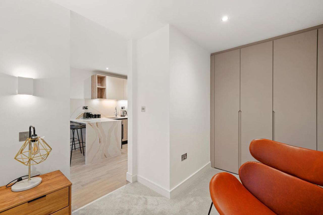 Executive 1 & 2 Bed In Heart Of Free Wifi By Aparts Appartamento *
